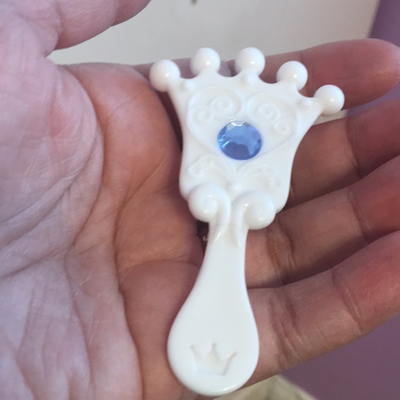 Disney Parks Exclusive Ariel the Mermaid Wedding Day Bridal Doll! - Picture 4 of 4